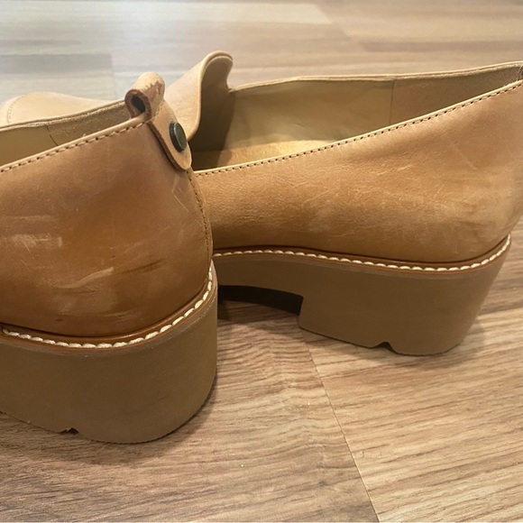 Tan Naturlizer Loafer size 10 - Picture 6 of 9
